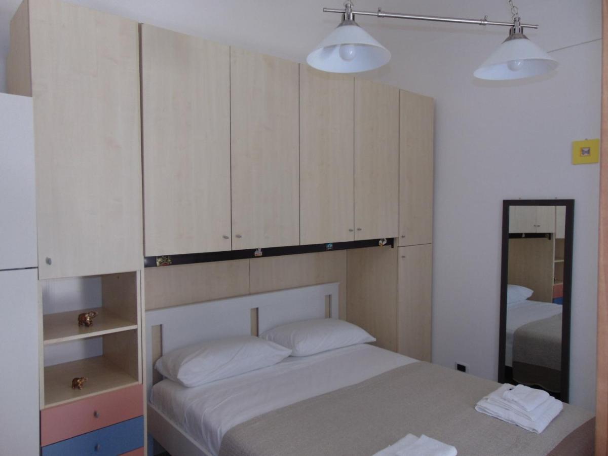 Dreams Room Бари Екстериор снимка