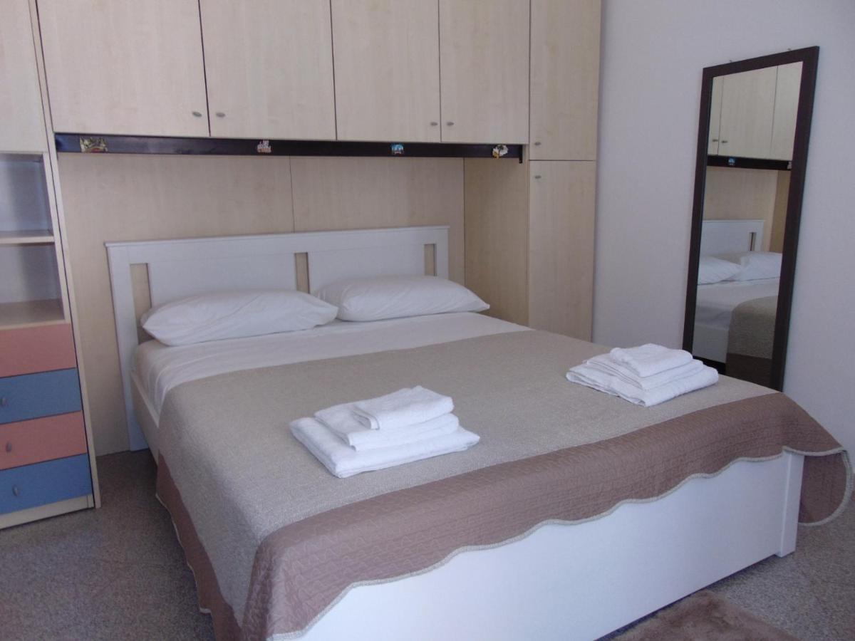Dreams Room Бари Екстериор снимка